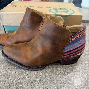 Roper Sedona Brown Ankle Boots with Colorful Pattern